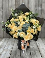 Букет цветов из:  Розы и Лизиантусы в Клину