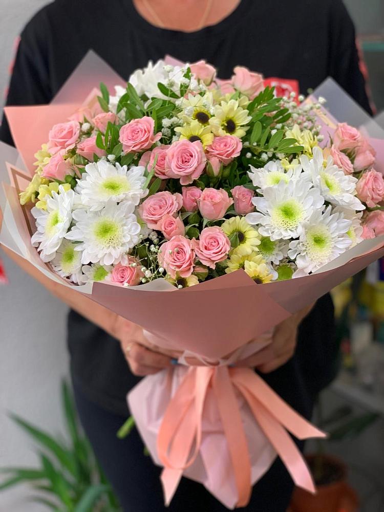 Букет цветов из: Розы и Хризантемы в Клину