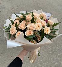 Букет Кремовые розы Латте в Клину