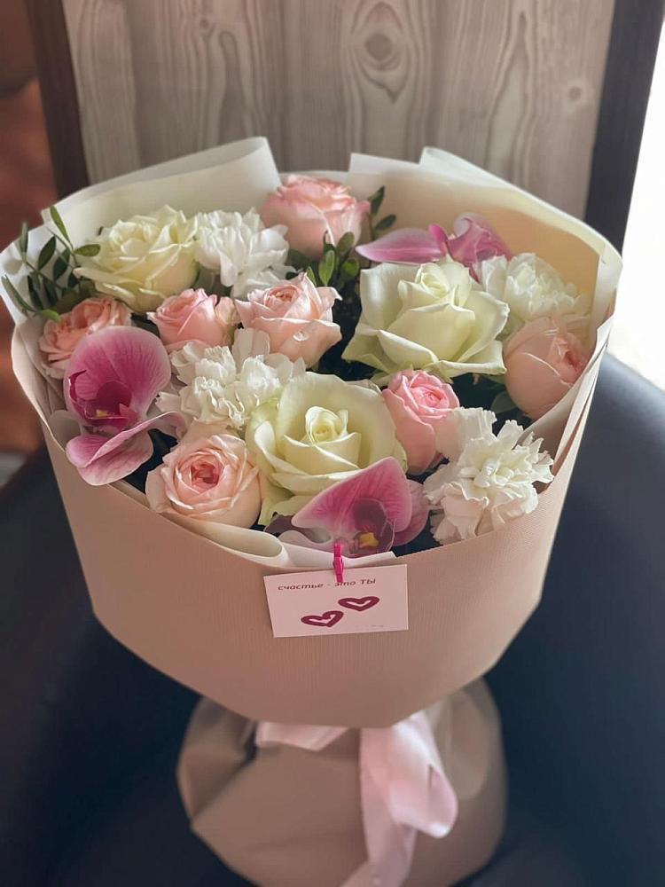 Букет цветов из: Орхидеи, Розы и Гвоздики в Клину