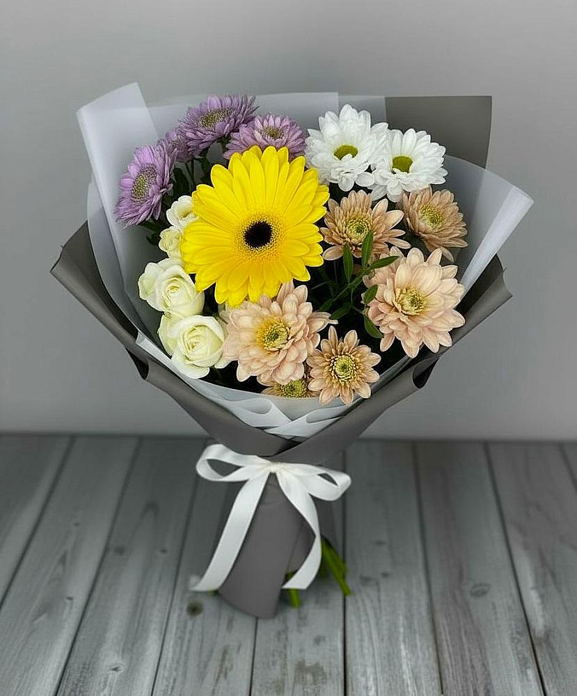 Букет цветов из: Розы, Герберы и Хризантемы в Клину