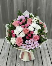 Букет цветов из:  Альстромерии, Гвоздики, Розы и Хризантемы в Клину