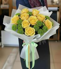 Букет цветов из:  Хризантемы и Розы в Клину