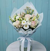 Букет цветов из:  Розы и Лизиантусы в Клину