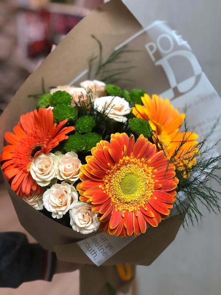 Букет цветов из: Герберы, Хризантемы и Розы в Клину
