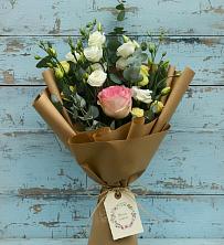Букет цветов из:  Розы и Лизиантусы в Клину