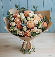 Букет цветов из:  Альстромерии и Розы в Клину