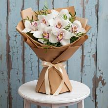 Букет цветов из:  Орхидеи и Розы в Клину